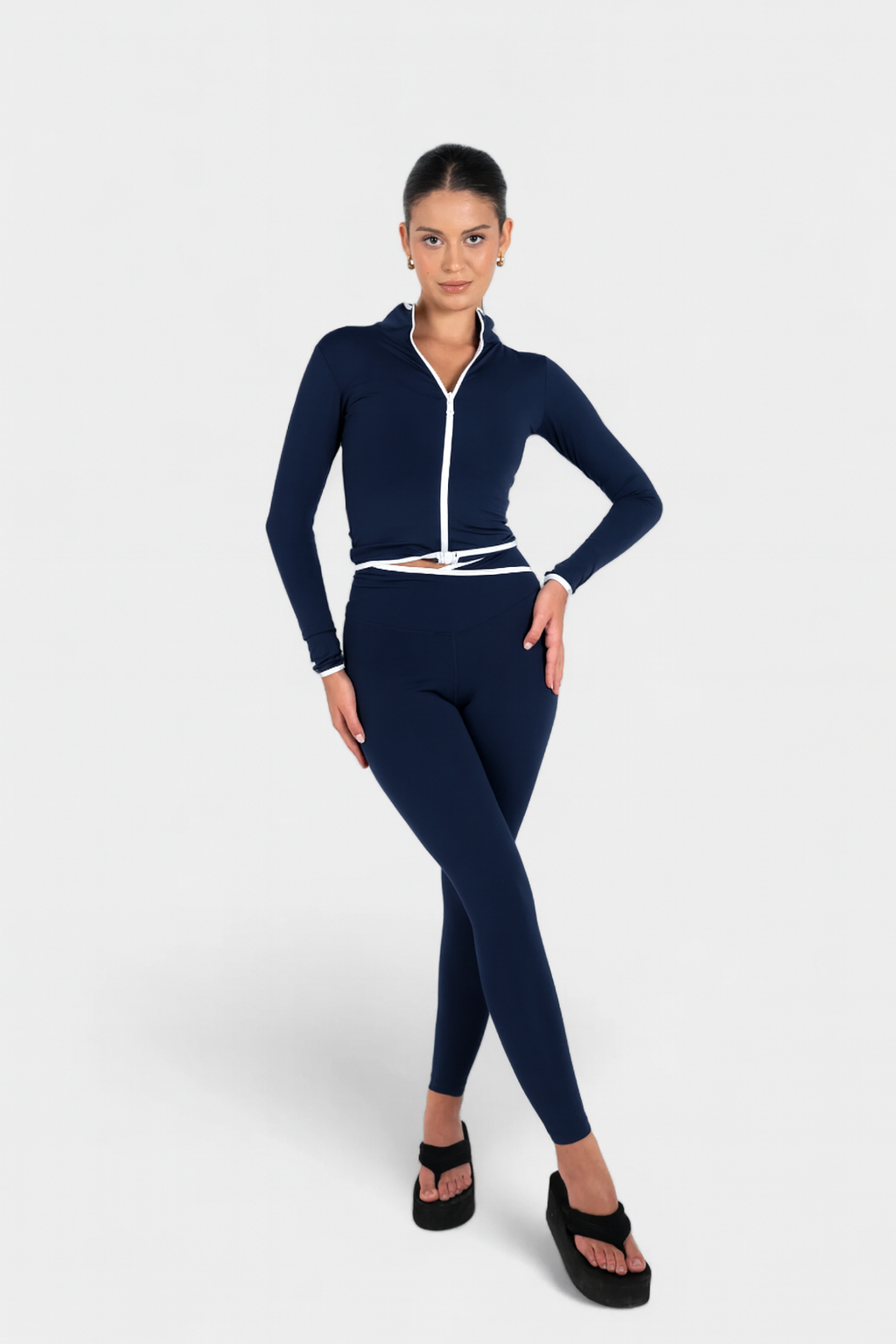 Flow jacket in navy