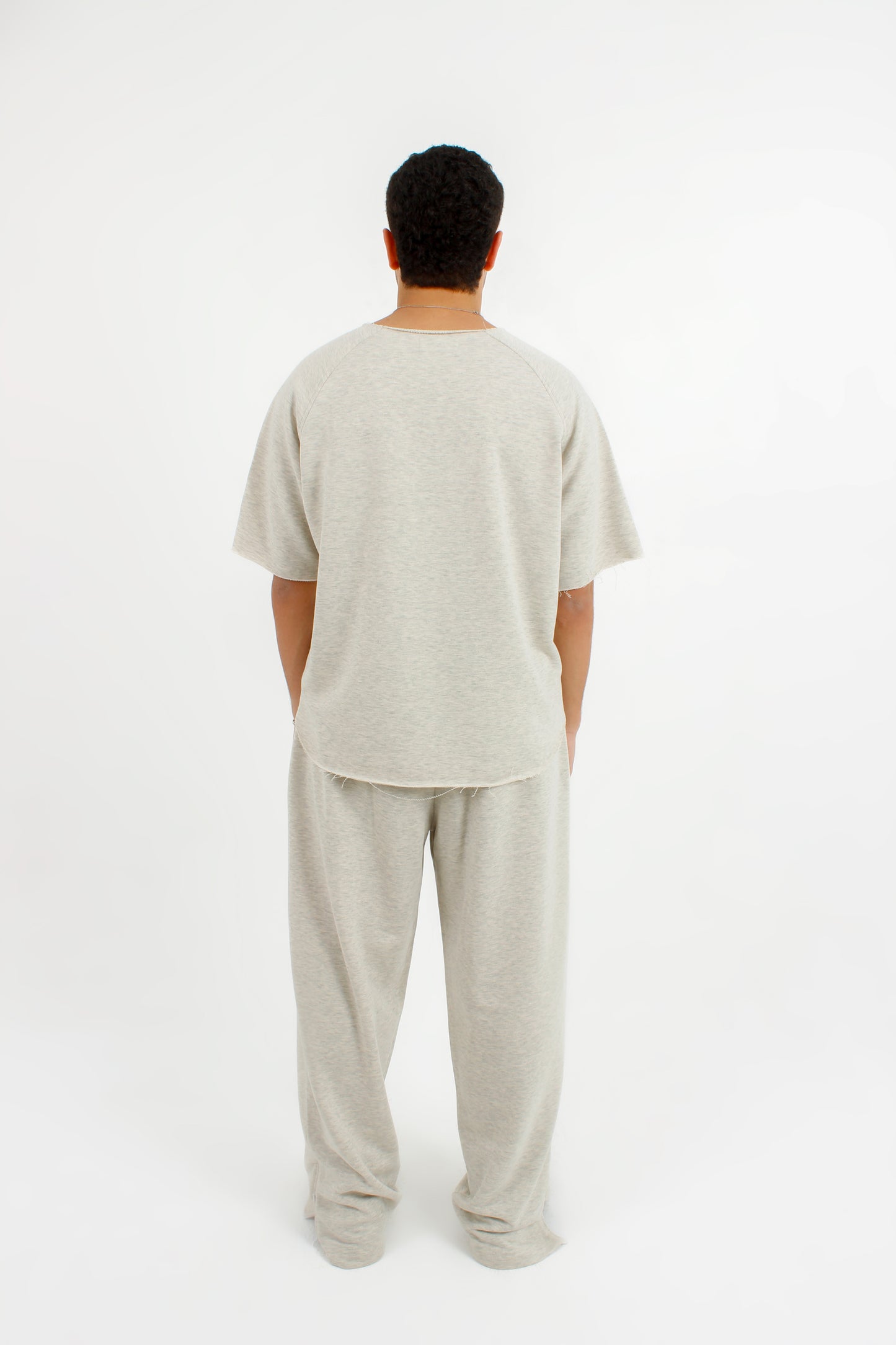 OVERSIZED MENS SWEATS IN GREY