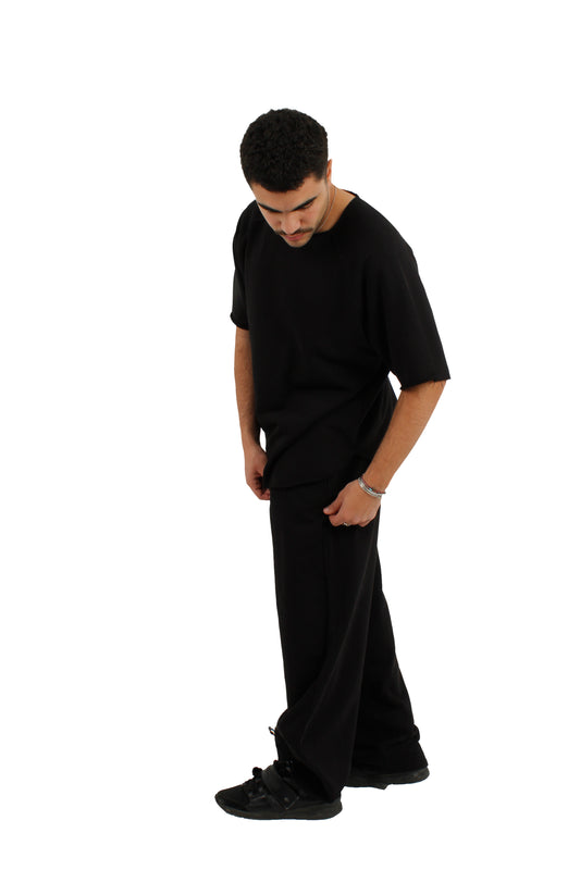 OVERSIZED MENS SWEATS IN BLACK