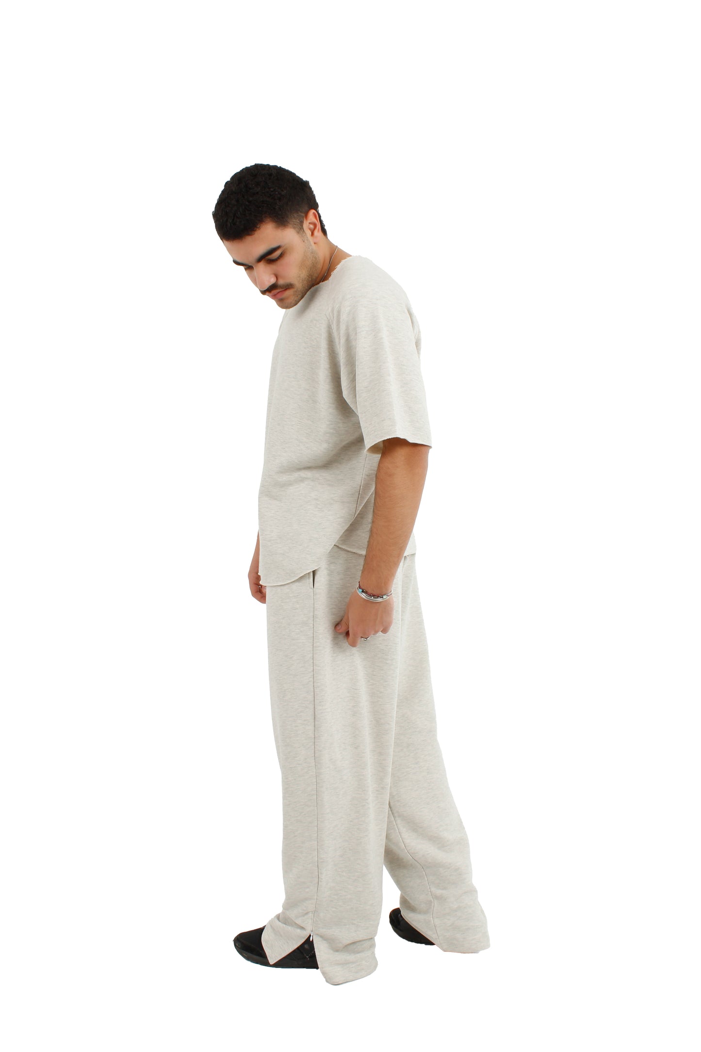 OVERSIZED MENS SWEATS IN GREY